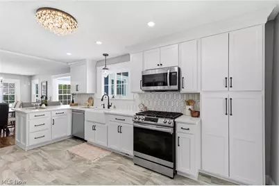 37607 Euclid Avenue, Willoughby, OH 44094 - Photo 12