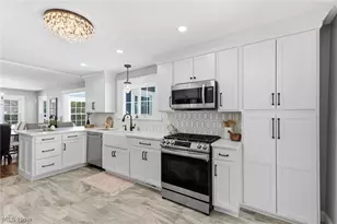 37607 Euclid Ave, Willoughby, OH 44094 - Photo 12