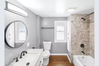 584 Evans Avenue, Akron, OH 44310 - Photo 18