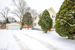 584 Evans Ave, Akron, OH 44310 - Photo 2