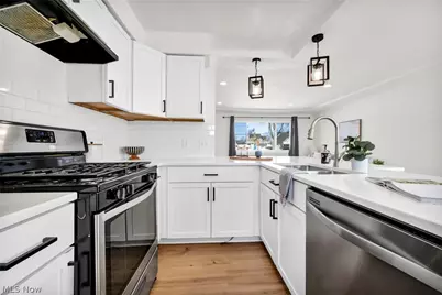 6871 Franke Road, Middleburg Heights, OH 44130 - Photo 14