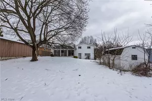 2360 Savoy Ave, Akron, OH 44305 - Photo 40