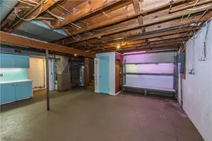 2360 Savoy Ave, Akron, OH 44305 - Photo 30