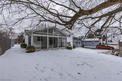 2360 Savoy Avenue, Akron, OH 44305 - Photo 38