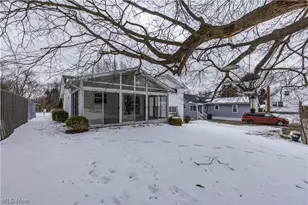 2360 Savoy Ave, Akron, OH 44305 - Photo 38