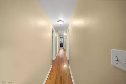 17886 Lost Trail, Chagrin Falls, OH 44023 - Photo 16