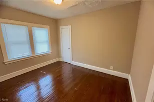 952 Oxford Rd, Cleveland Heights, OH 44121 - Photo 12