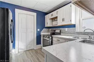 1729 E 26th St, Ashtabula, OH 44004 - Photo 6