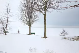 1010 East Dr, Huron, OH 44839 - Photo 32