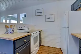 1010 East Dr, Huron, OH 44839 - Photo 16