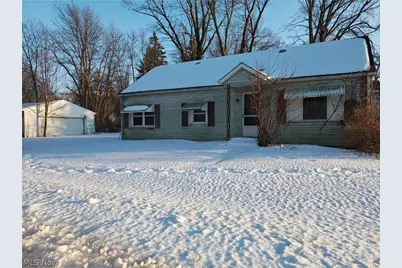 1120 W 43rd Street, Ashtabula, OH 44004 - Photo 1