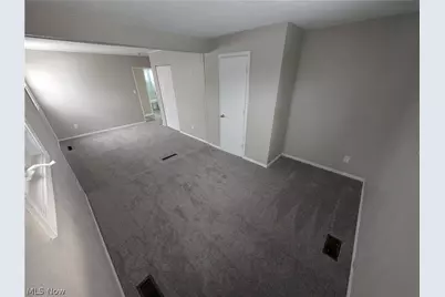 4510 Riverside Drive, Lorain, OH 44055 - Photo 8