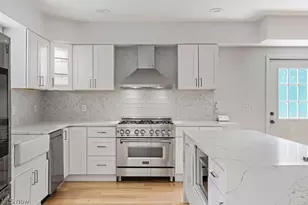 1457 W 52nd St, Loveland, OH 44102 - Photo 12