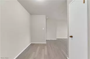 1415 Wyandotte Ave, Oakwood, OH 44107 - Photo 8