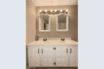 711 W Lakeshore Drive, Port Clinton, OH 43452 - Photo 14