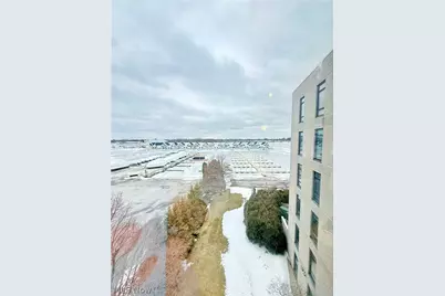 711 W Lakeshore Drive, Port Clinton, OH 43452 - Photo 10