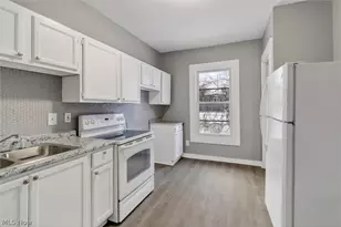 10520 Everton Ave, Loveland, OH 44108 - Photo 16