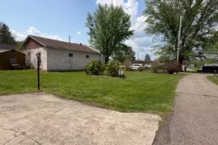 71571 Main St, St Clairsville, OH 43950 - Photo 24