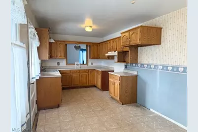 71571 Main Street, St Clairsville, OH 43950 - Photo 10