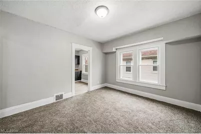 9512 Parkview Avenue, Loveland, OH 44104 - Photo 24