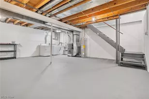 1222 W Maple St, North Canton, OH 44720 - Photo 14