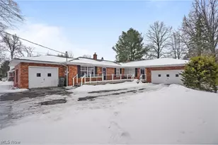 321 Meadowbrook Ave, Youngstown, OH 44512 - Photo 2