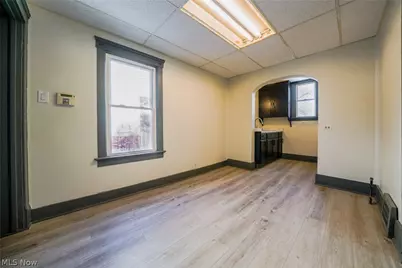 7610 Rosewood Avenue, Loveland, OH 44105 - Photo 6