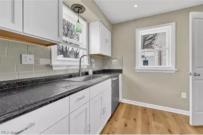 926 Winton Avenue, Akron, OH 44320 - Photo 10