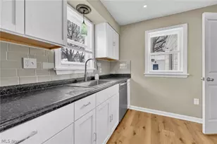 926 Winton Ave, Akron, OH 44320 - Photo 10