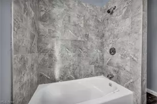 13313 Kuhlman Ave, Loveland, OH 44110 - Photo 28