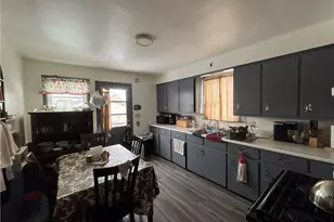 61 S Maryland Ave, Youngstown, OH 44509 - Photo 4