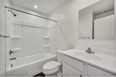 698 Pine Spring Drive, Painesville Twp, OH 44077 - Photo 32