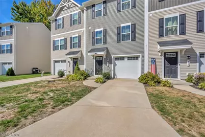 698 Pine Spring Drive, Painesville Twp, OH 44077 - Photo 2