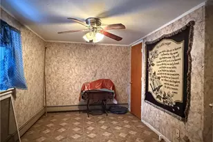 35 Center St, Leetonia, OH 44431 - Photo 8