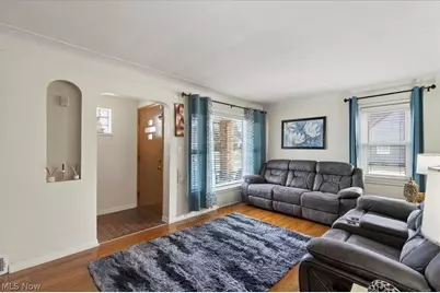 17282 McCracken Road, Maple Heights, OH 44137 - Photo 8