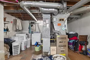 17282 McCracken Rd, Maple Heights, OH 44137 - Photo 20