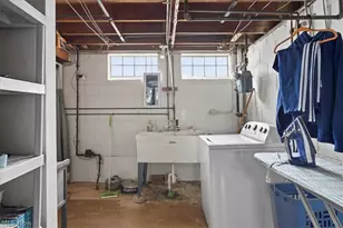 17282 McCracken Rd, Maple Heights, OH 44137 - Photo 18