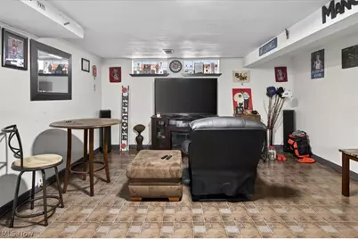 17282 McCracken Road, Maple Heights, OH 44137 - Photo 16