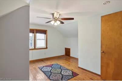 17282 McCracken Road, Maple Heights, OH 44137 - Photo 14