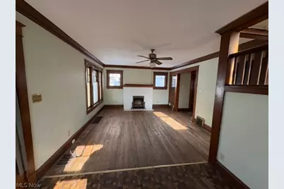 834 Clarendon Avenue NW, Canton, OH 44708 - Photo 4