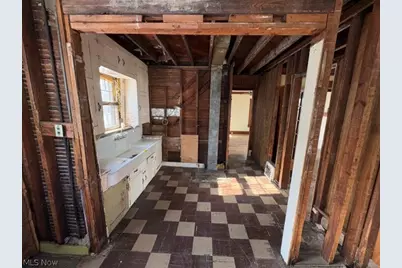 834 Clarendon Avenue NW, Canton, OH 44708 - Photo 8