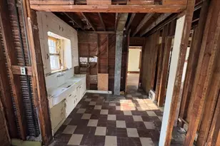 834 Clarendon Ave NW, Canton, OH 44708 - Photo 8