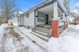 34 N Bon Air Ave, Youngstown, OH 44509 - Photo 4