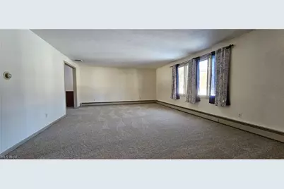 285 Tanglewood Trail, Wadsworth, OH 44281 - Photo 6