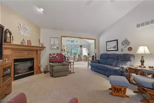 2837 Stratford Cir, Akron, OH 44312 - Photo 18