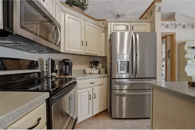 2837 Stratford Circle, Akron, OH 44312 - Photo 28