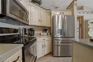 2837 Stratford Cir, Akron, OH 44312 - Photo 28