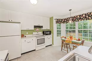 1329 Gill Ct, Twinsburg, OH 44087 - Photo 12