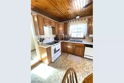 400 Lyons Avenue, East Palestine, OH 44413 - Photo 6