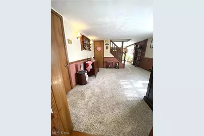 400 Lyons Avenue, East Palestine, OH 44413 - Photo 2